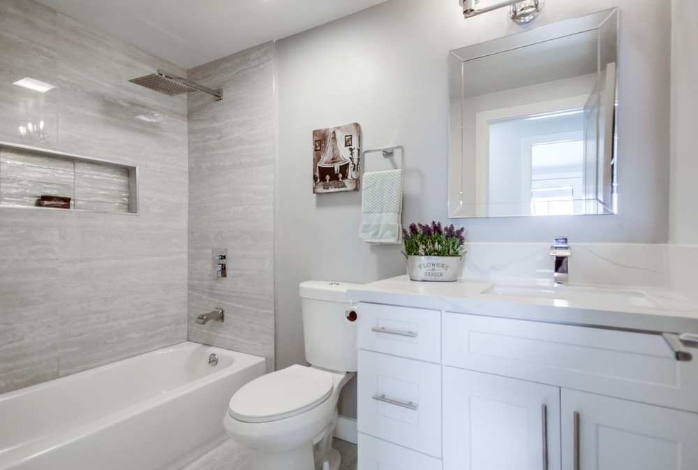 Virtual tour photo 34 of 44 for 9361 Wagner Ave