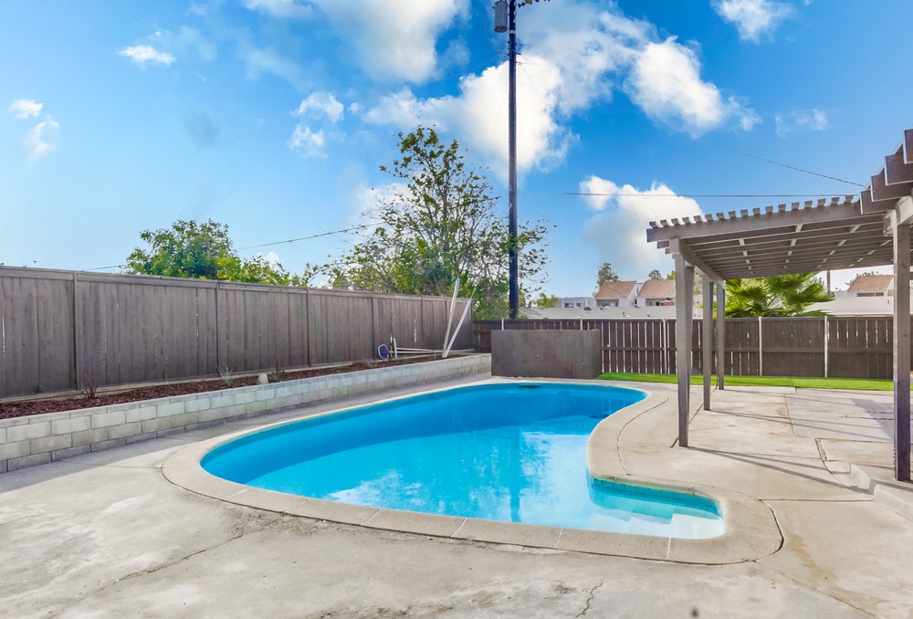 Virtual tour photo 37 of 44 for 9361 Wagner Ave