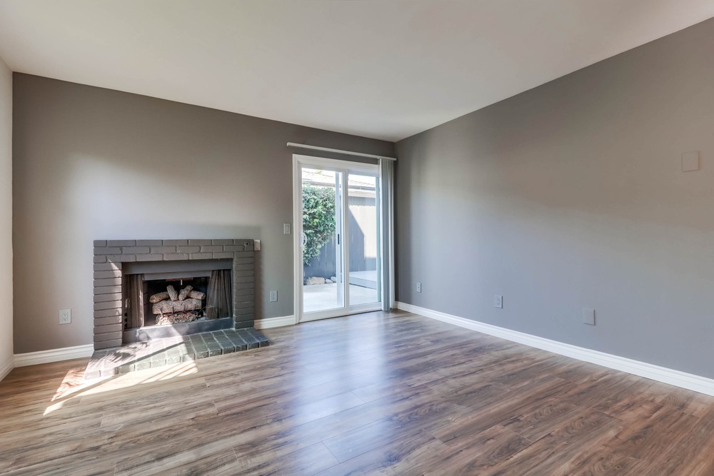 Virtual tour photo 4 of 44 for 937 Opal St