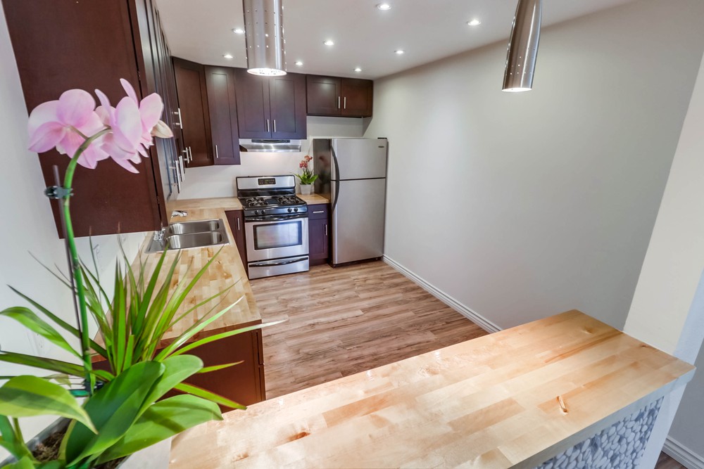 Virtual tour photo 13 of 44 for 937 Opal St