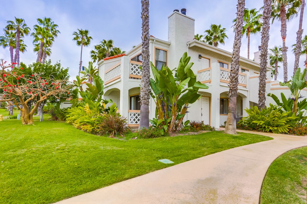 Virtual tour photo 1 of 29 for 9378 Twin Trails Dr UNIT 102
