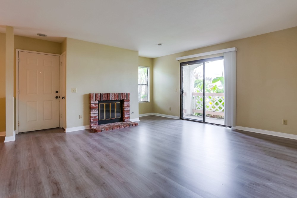 Virtual tour photo 6 of 29 for 9378 Twin Trails Dr UNIT 102
