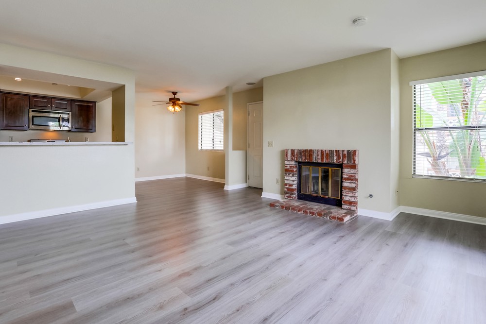 Virtual tour photo 7 of 29 for 9378 Twin Trails Dr UNIT 102