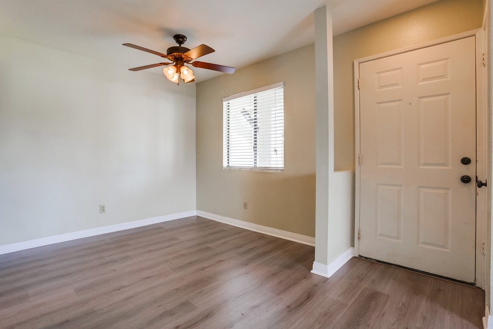 Virtual tour photo 11 of 29 for 9378 Twin Trails Dr UNIT 102
