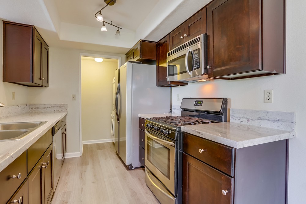 Virtual tour photo 16 of 29 for 9378 Twin Trails Dr UNIT 102
