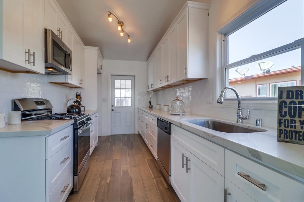 Virtual tour photo 14 of 41 for 938 16th St