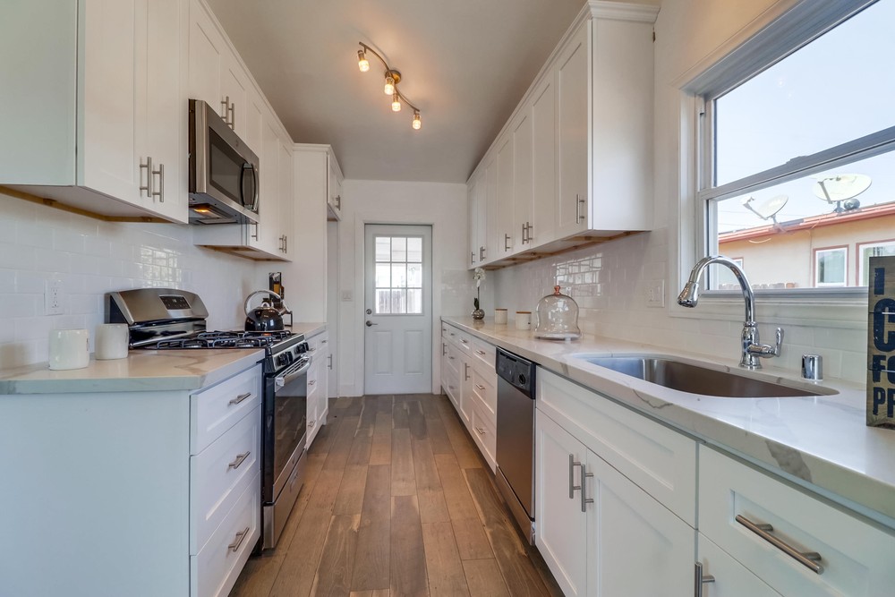 Virtual tour photo 15 of 41 for 938 16th St