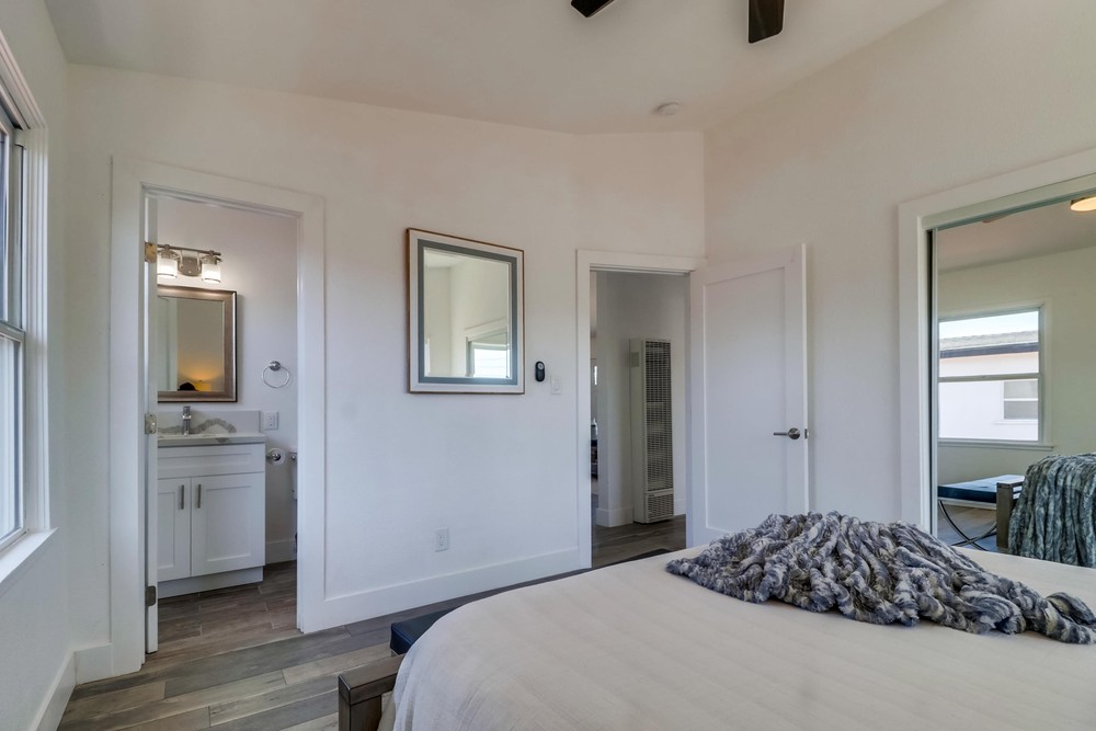 Virtual tour photo 22 of 41 for 938 16th St