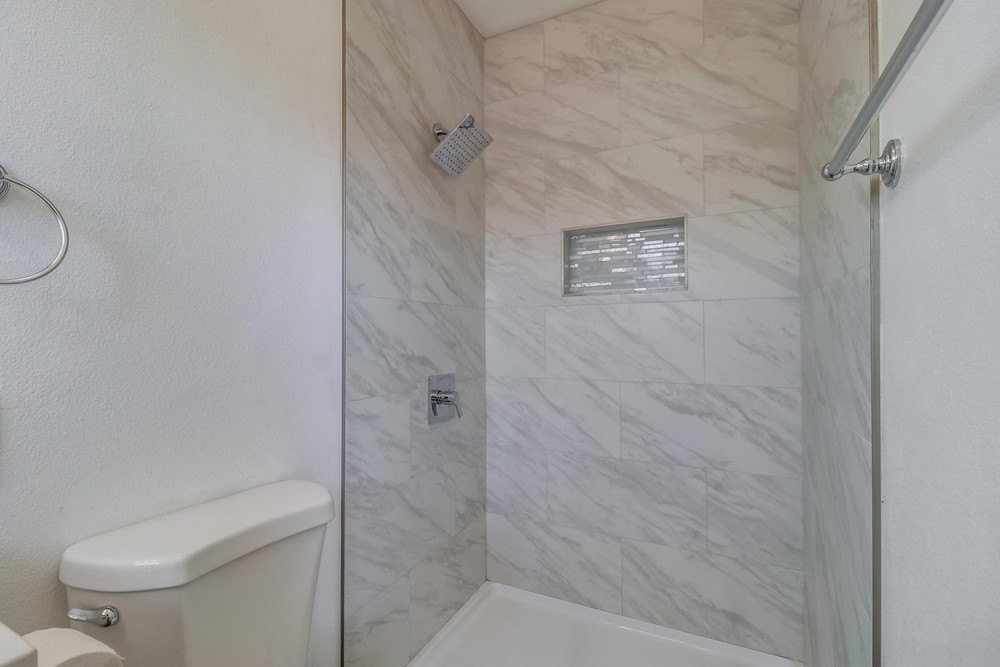 Virtual tour photo 24 of 41 for 938 16th St