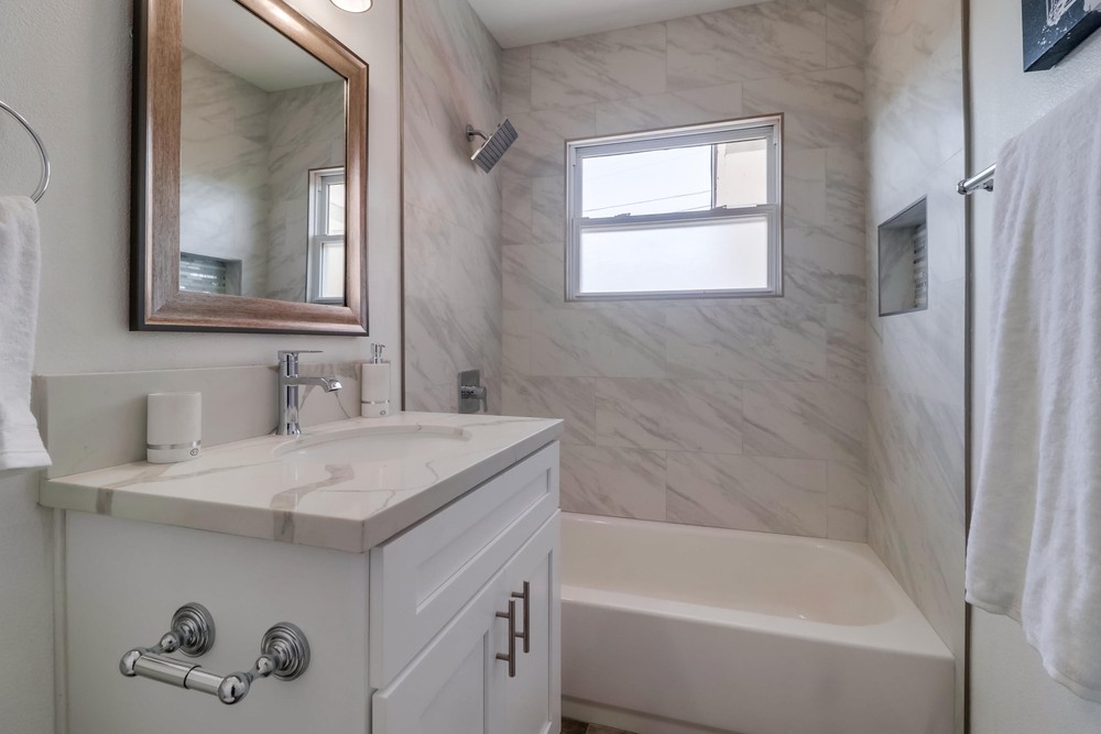 Virtual tour photo 30 of 41 for 938 16th St
