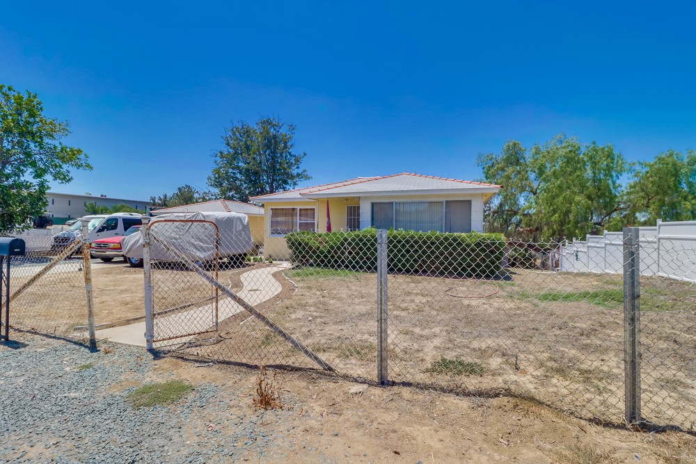 Virtual tour photo 3 of 26 for 938 S 61st St