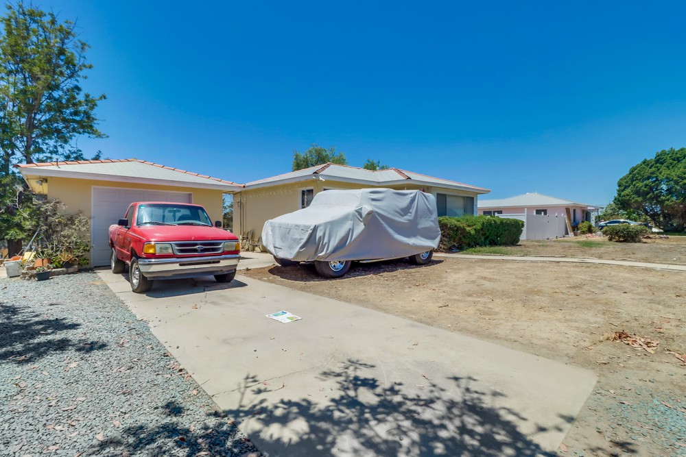 Virtual tour photo 5 of 26 for 938 S 61st St