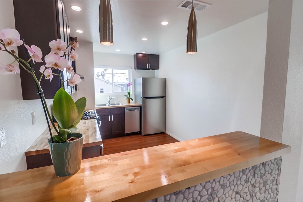 Virtual tour photo 13 of 38 for 939 Opal St
