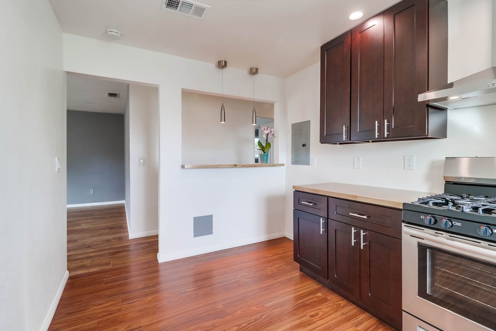 Virtual tour photo 18 of 38 for 939 Opal St
