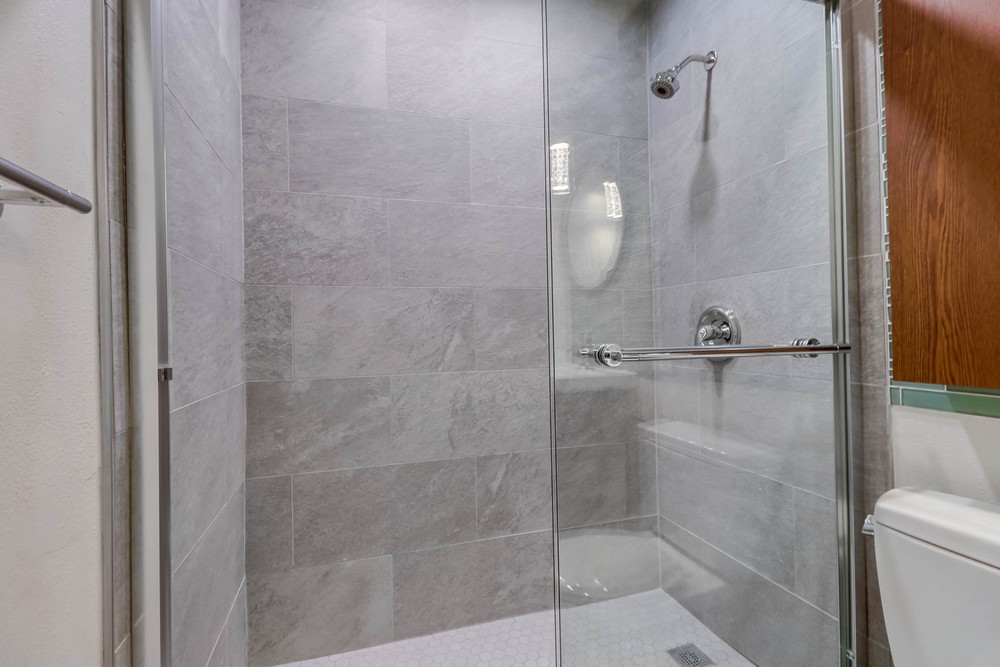 Virtual tour photo 27 of 38 for 939 Opal St