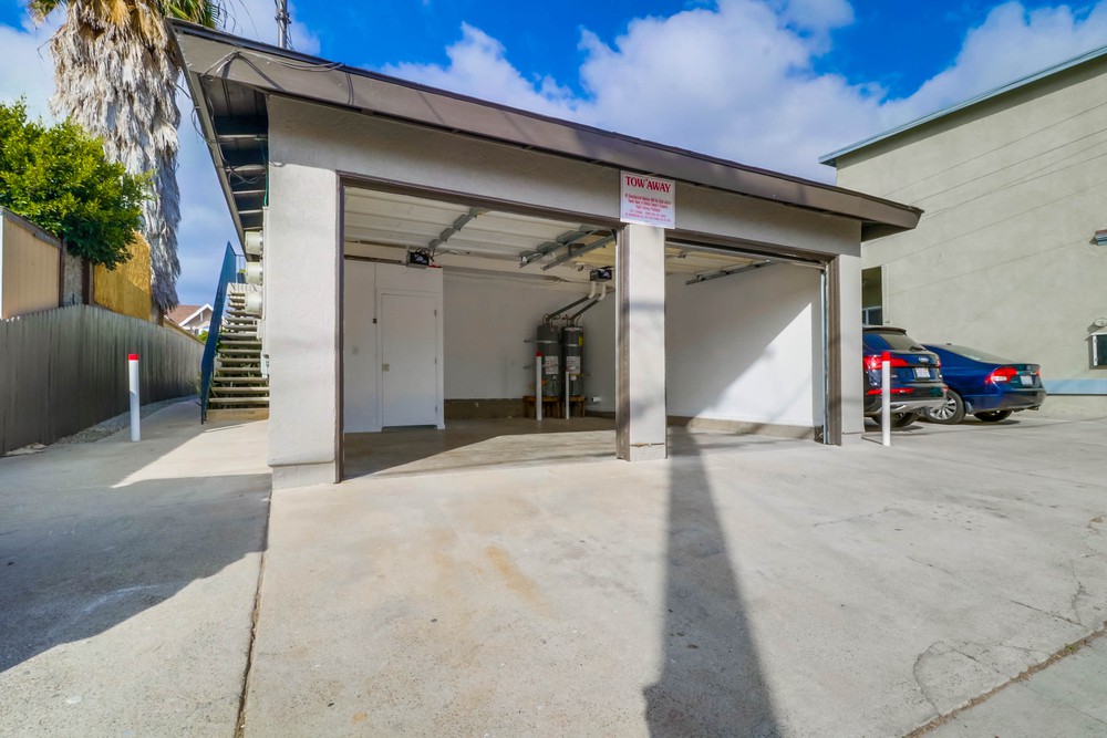 Virtual tour photo 39 of 38 for 939 Opal St