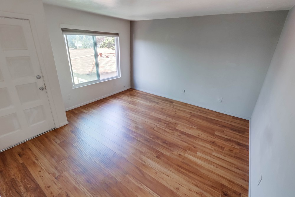 Virtual tour photo 8 of 23 for 939 Opal St