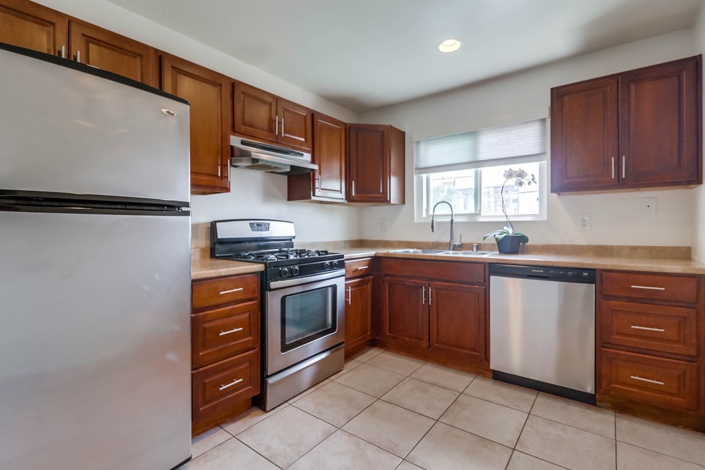 Virtual tour photo 10 of 23 for 939 Opal St