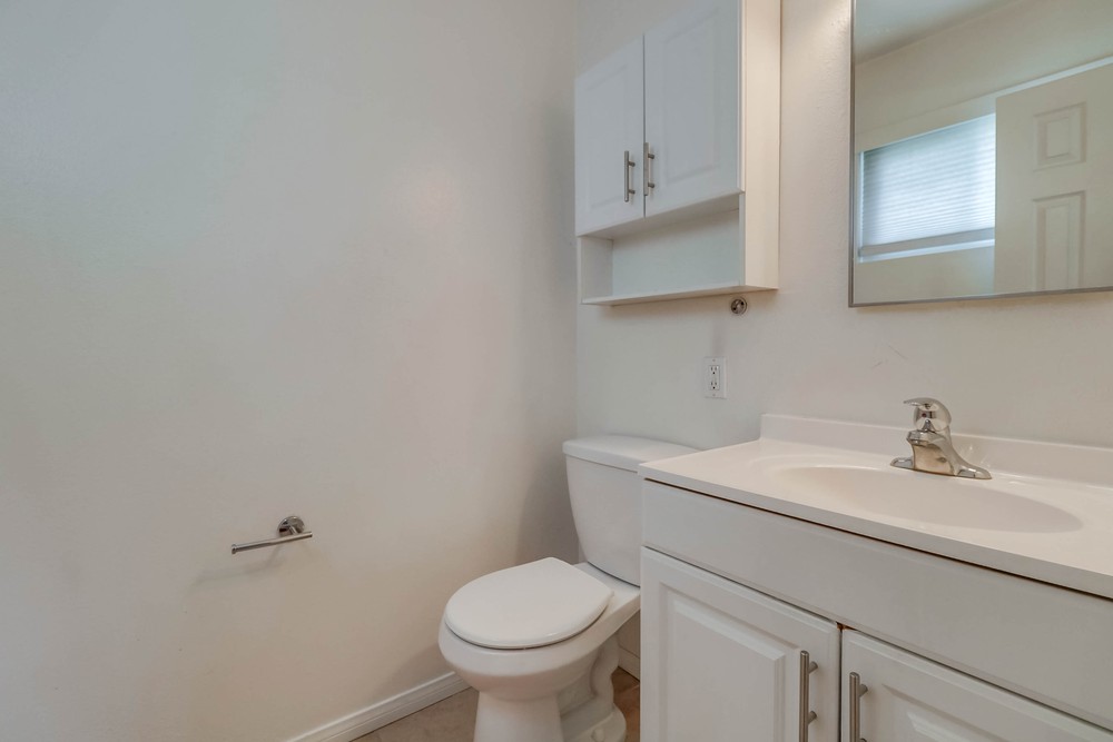 Virtual tour photo 13 of 23 for 939 Opal St