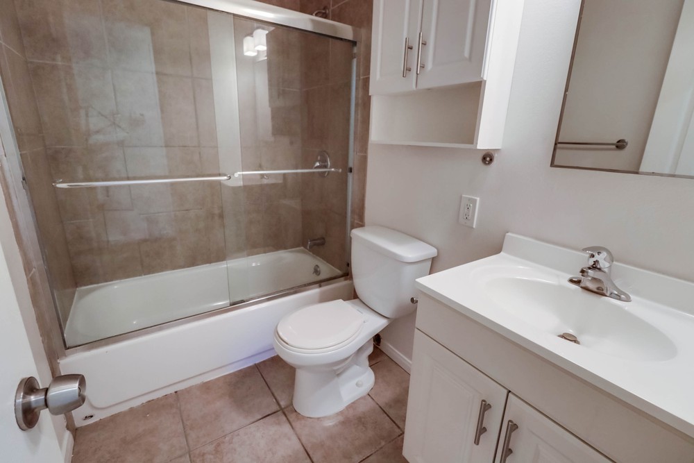 Virtual tour photo 21 of 23 for 939 Opal St