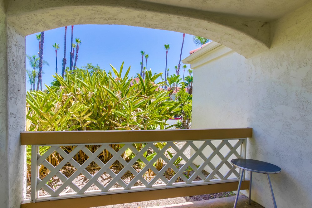 Virtual tour photo 29 of 33 for 9392 Twin Trails Dr #101
