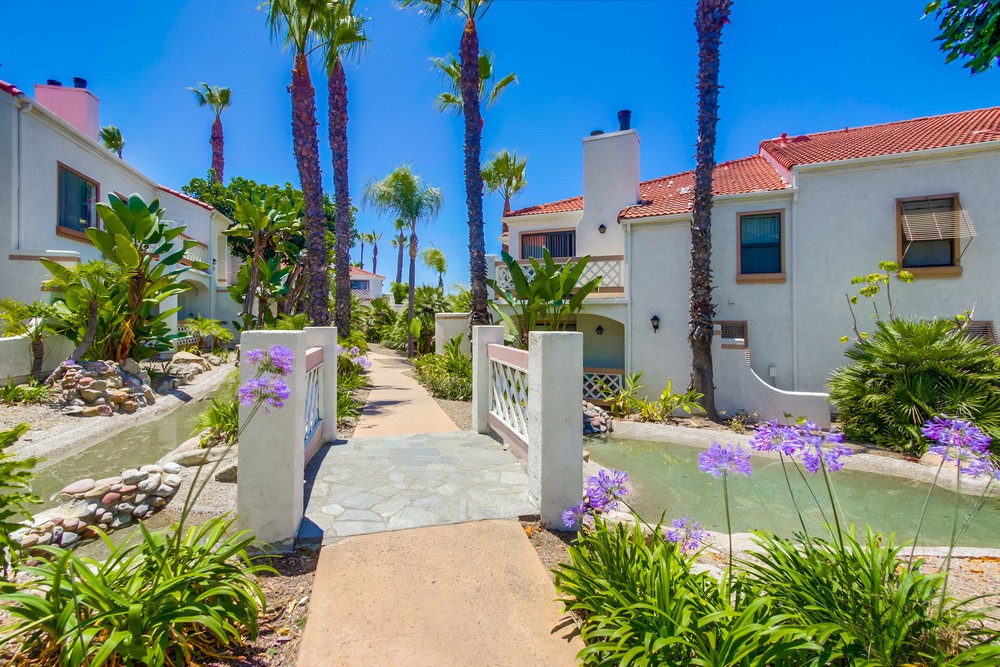 Virtual tour photo 33 of 33 for 9392 Twin Trails Dr #101