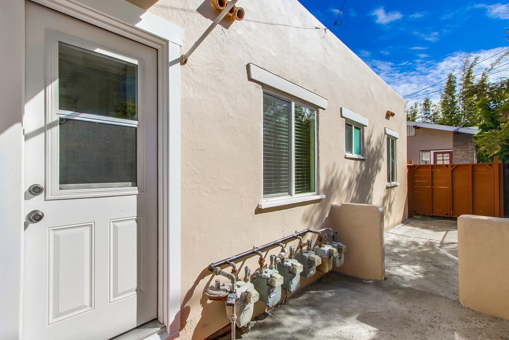 Virtual tour photo 42 of 47 for 940 W Lewis St