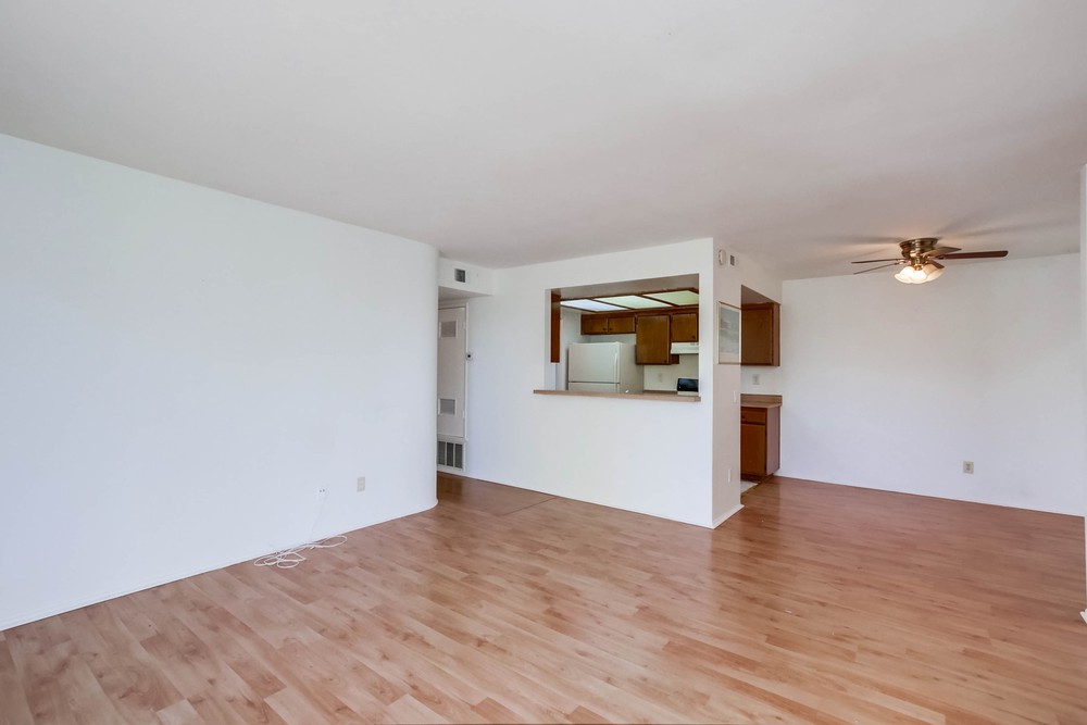 Virtual tour photo 9 of 30 for 9409 Fairgrove Ln