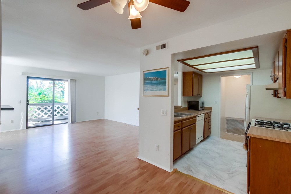 Virtual tour photo 13 of 30 for 9409 Fairgrove Ln