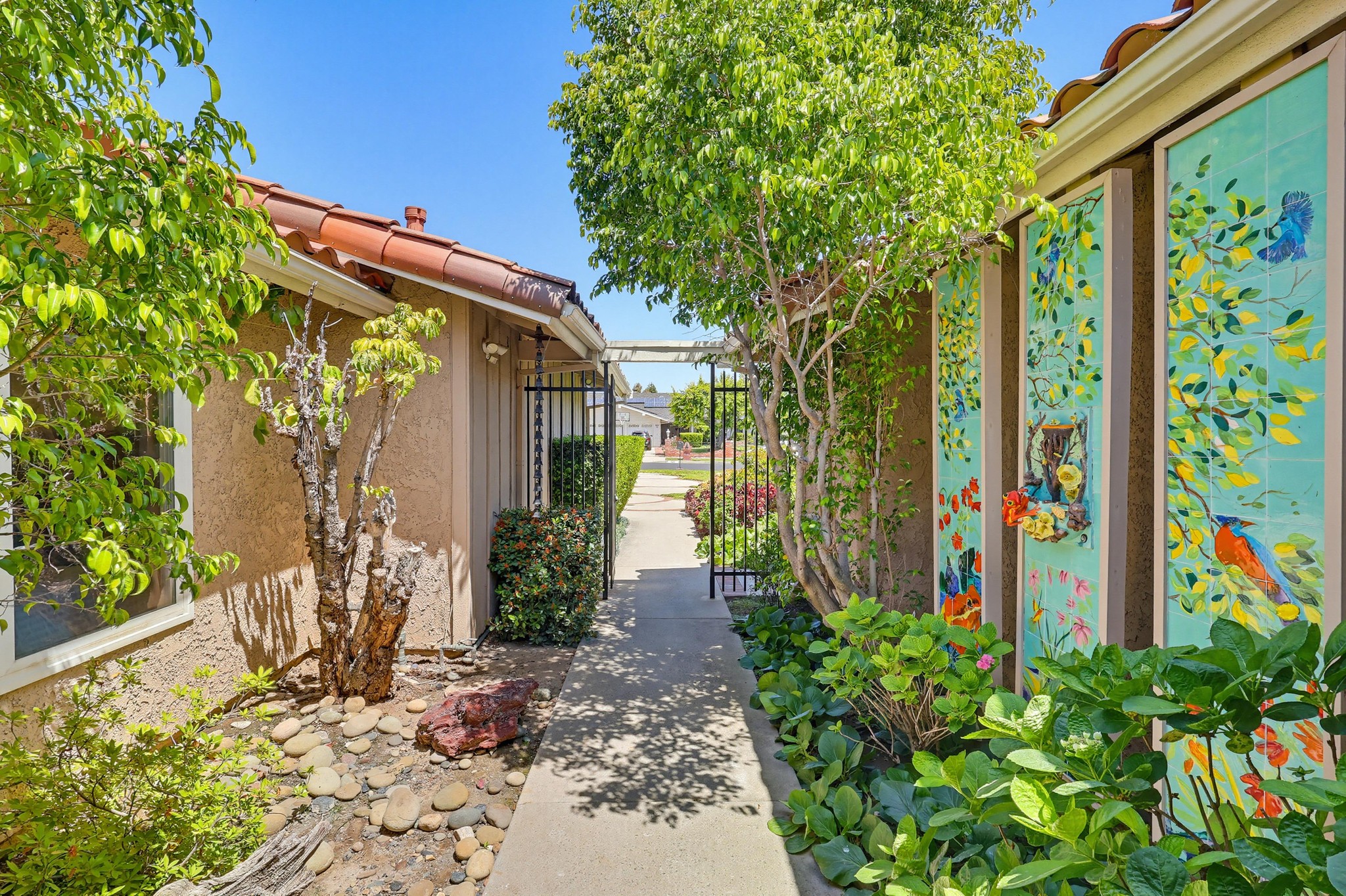 Virtual tour photo 12 of 117 for 9411 Balcom Ave