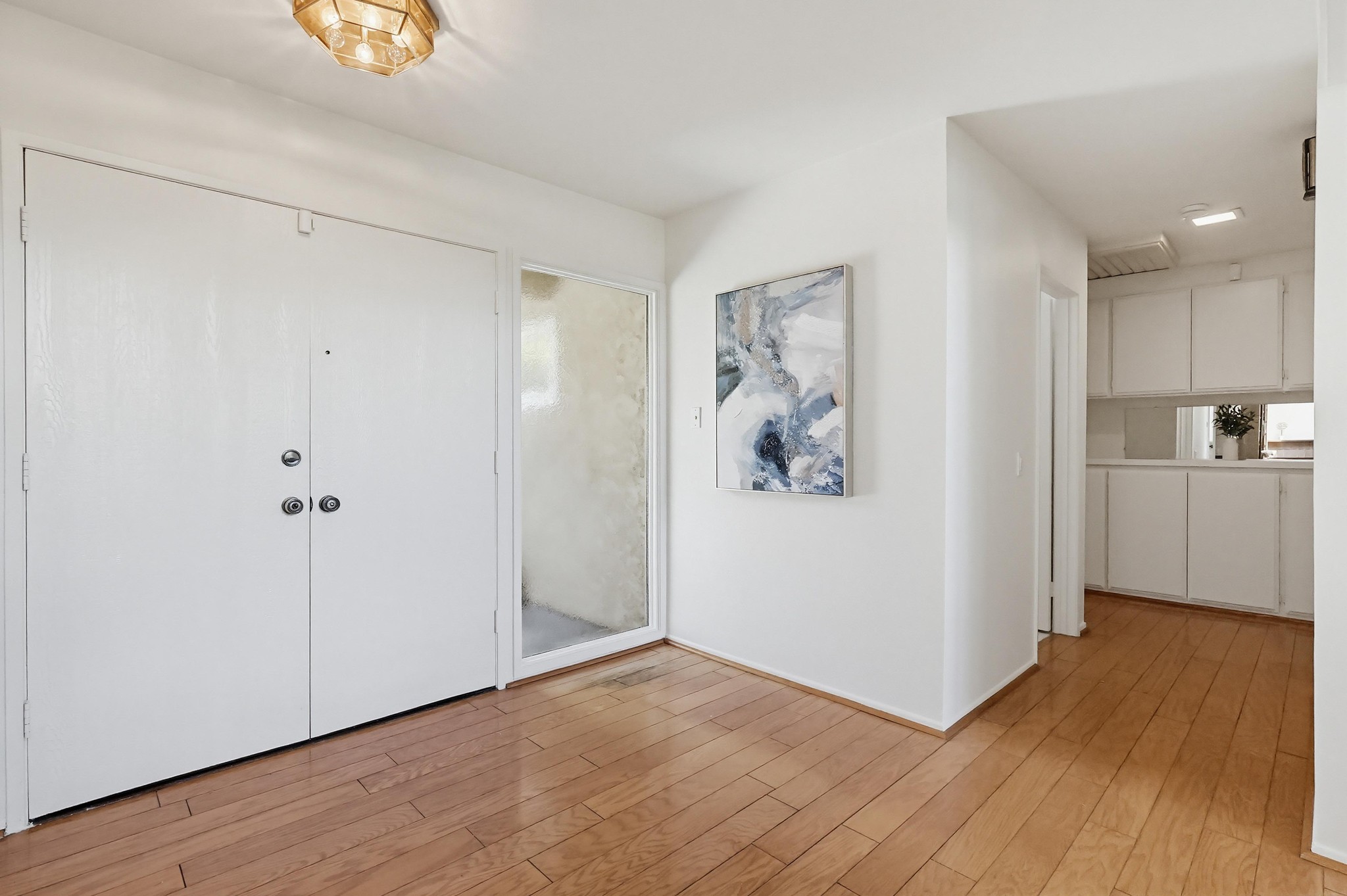 Virtual tour photo 13 of 117 for 9411 Balcom Ave