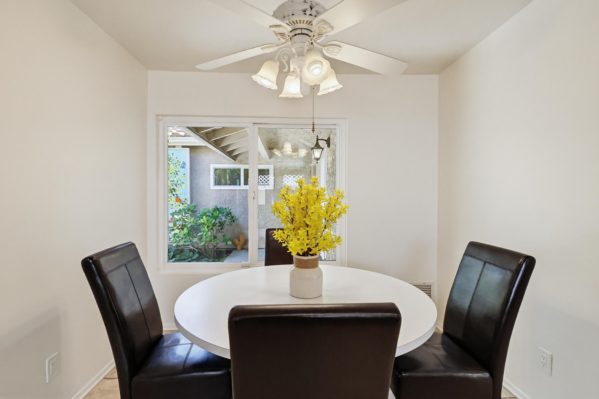 Virtual tour photo 32 of 117 for 9411 Balcom Ave