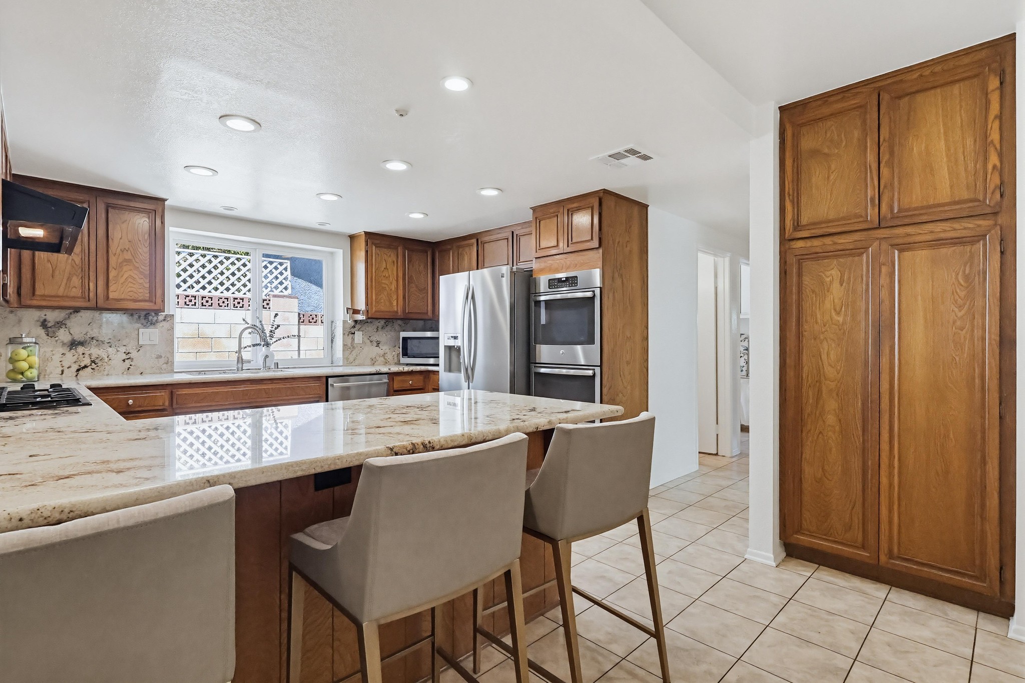 Virtual tour photo 36 of 117 for 9411 Balcom Ave