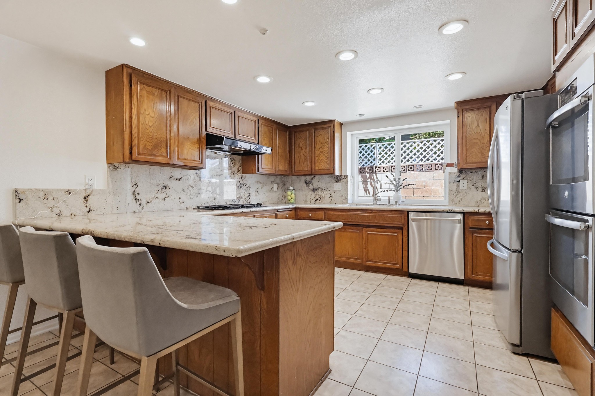 Virtual tour photo 38 of 117 for 9411 Balcom Ave