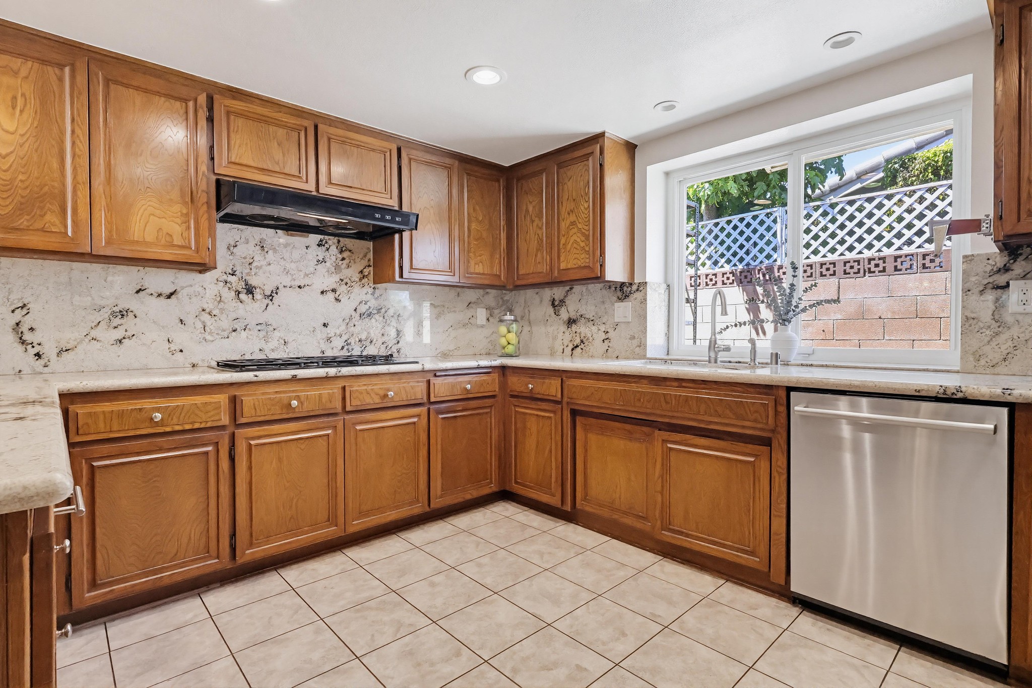 Virtual tour photo 39 of 117 for 9411 Balcom Ave