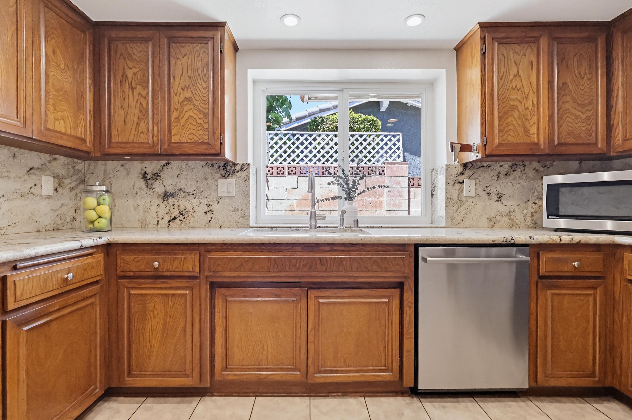 Virtual tour photo 41 of 117 for 9411 Balcom Ave