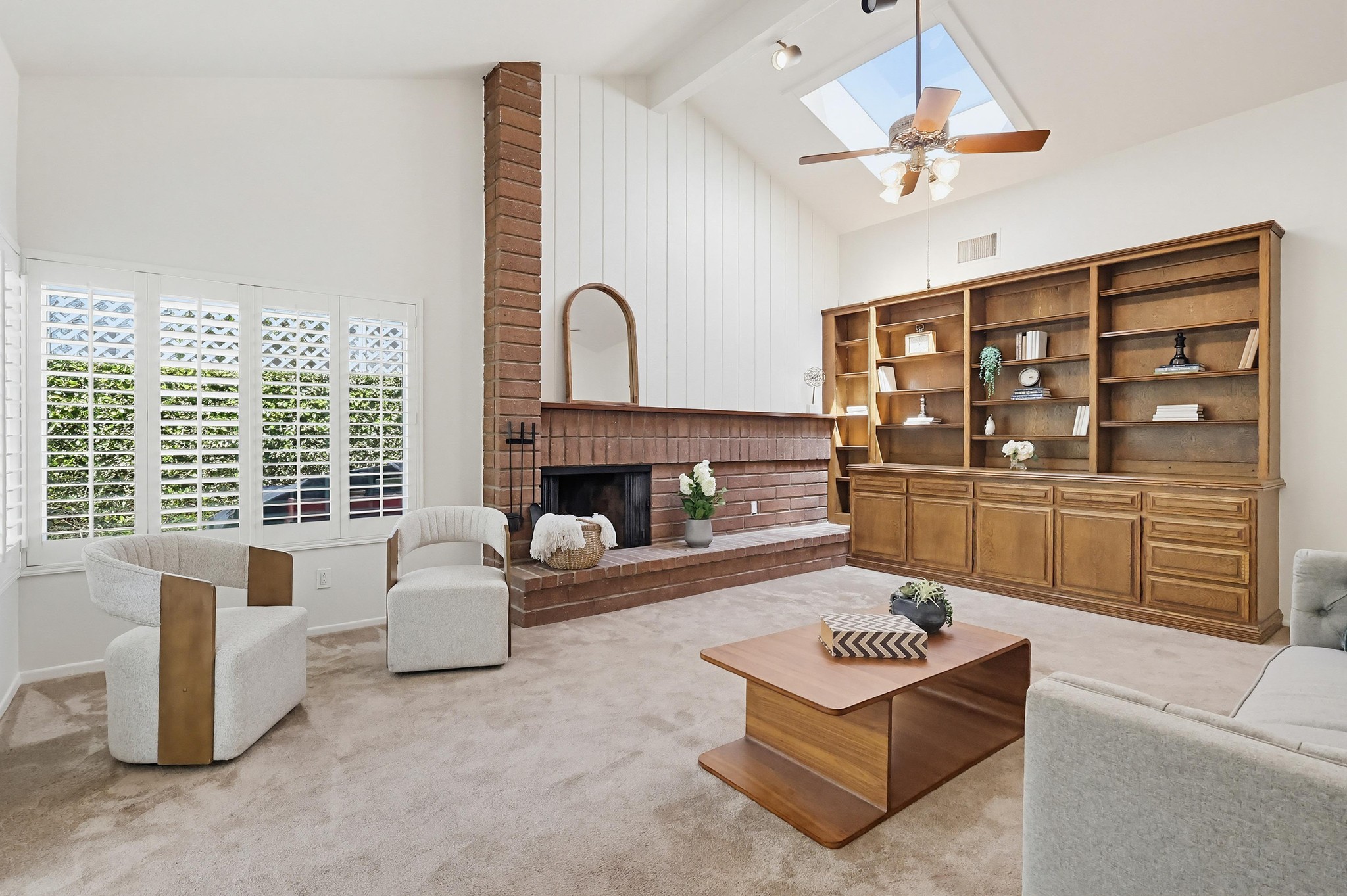 Virtual tour photo 52 of 117 for 9411 Balcom Ave
