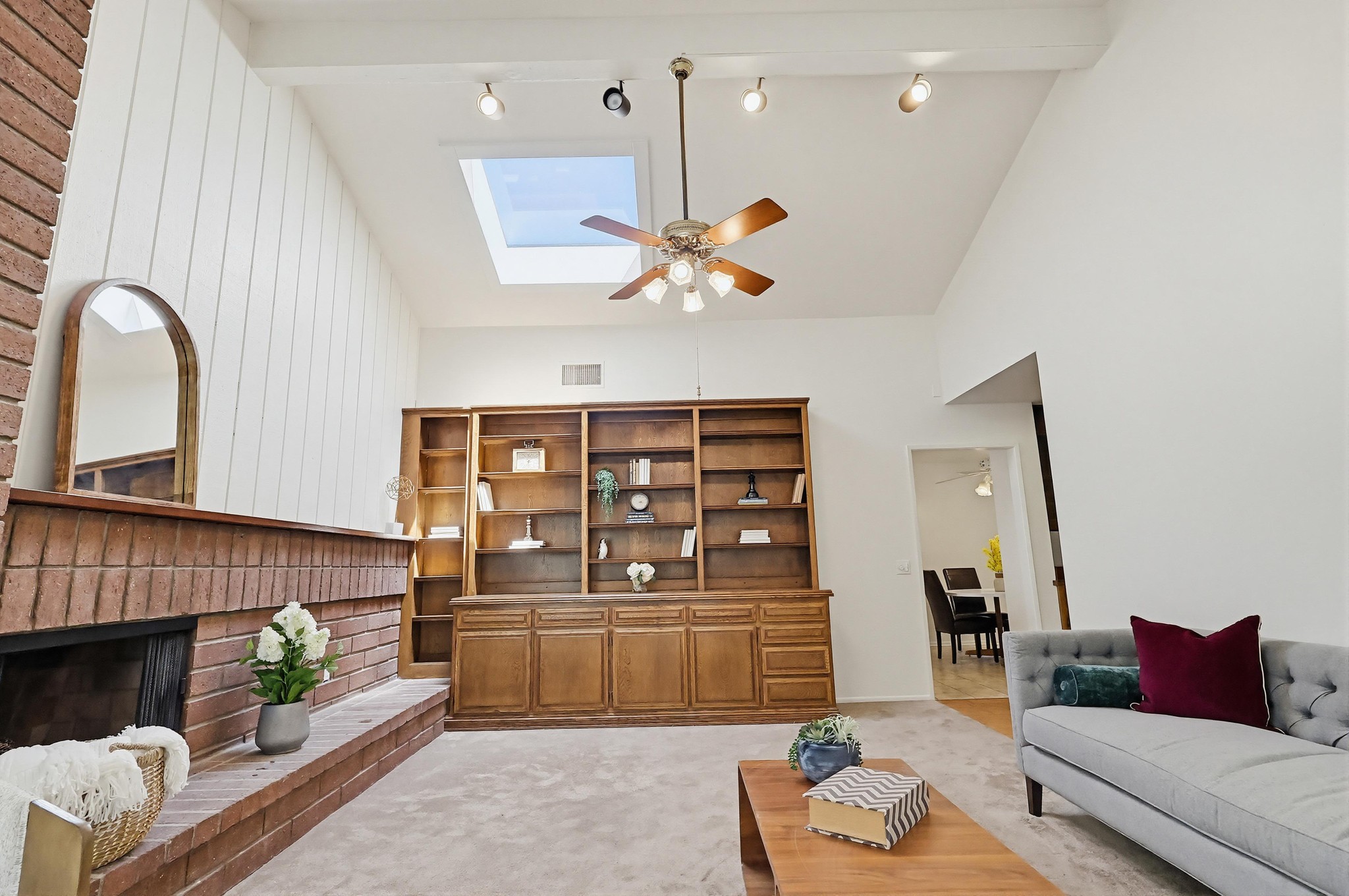 Virtual tour photo 55 of 117 for 9411 Balcom Ave