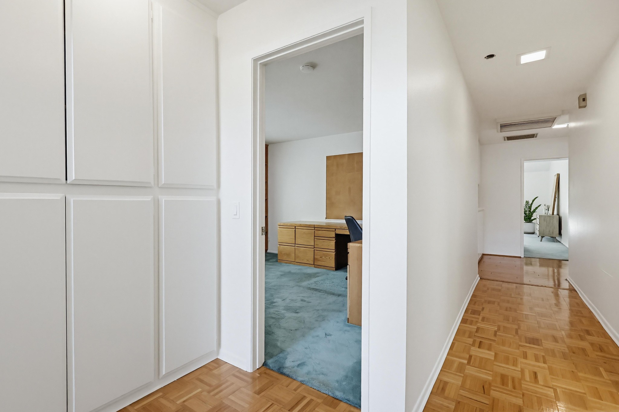 Virtual tour photo 62 of 117 for 9411 Balcom Ave