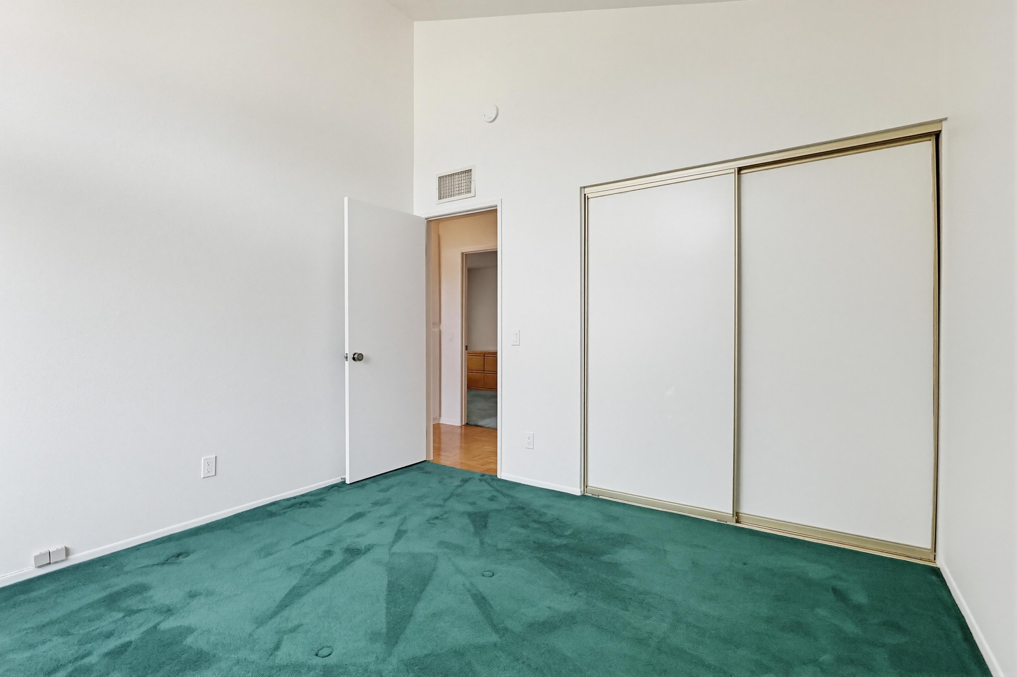 Virtual tour photo 65 of 117 for 9411 Balcom Ave