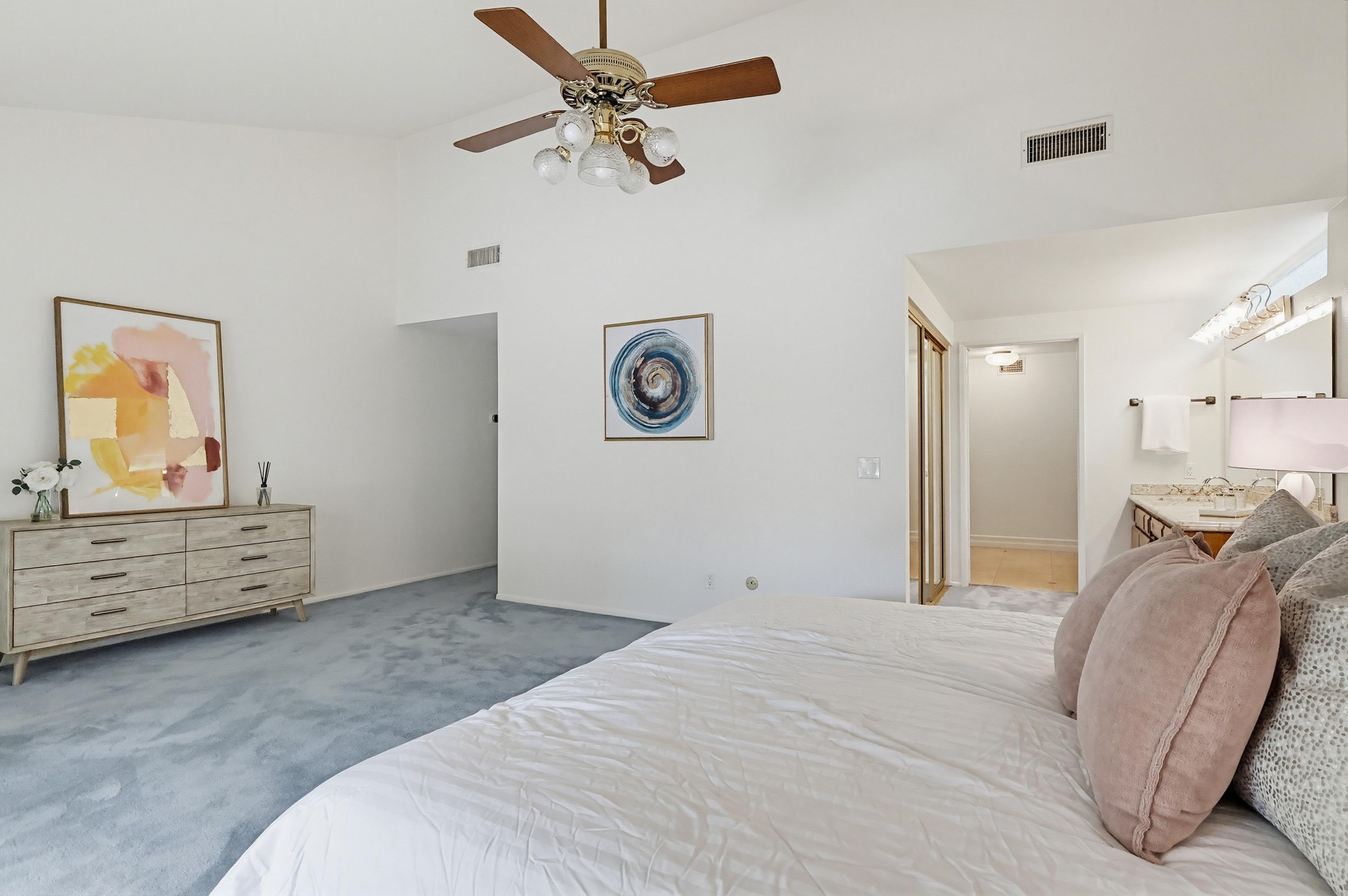 Virtual tour photo 78 of 117 for 9411 Balcom Ave