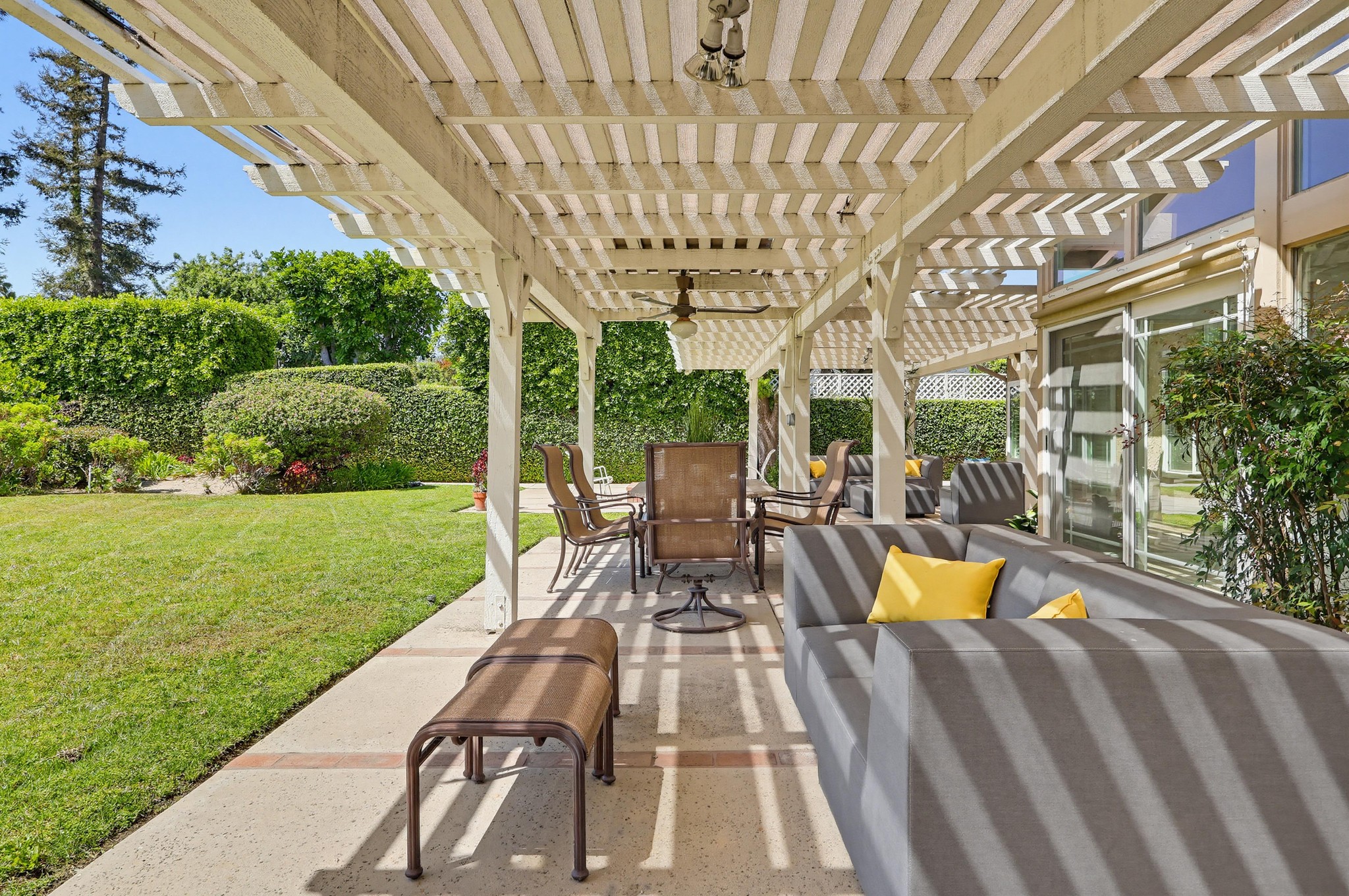 Virtual tour photo 97 of 117 for 9411 Balcom Ave