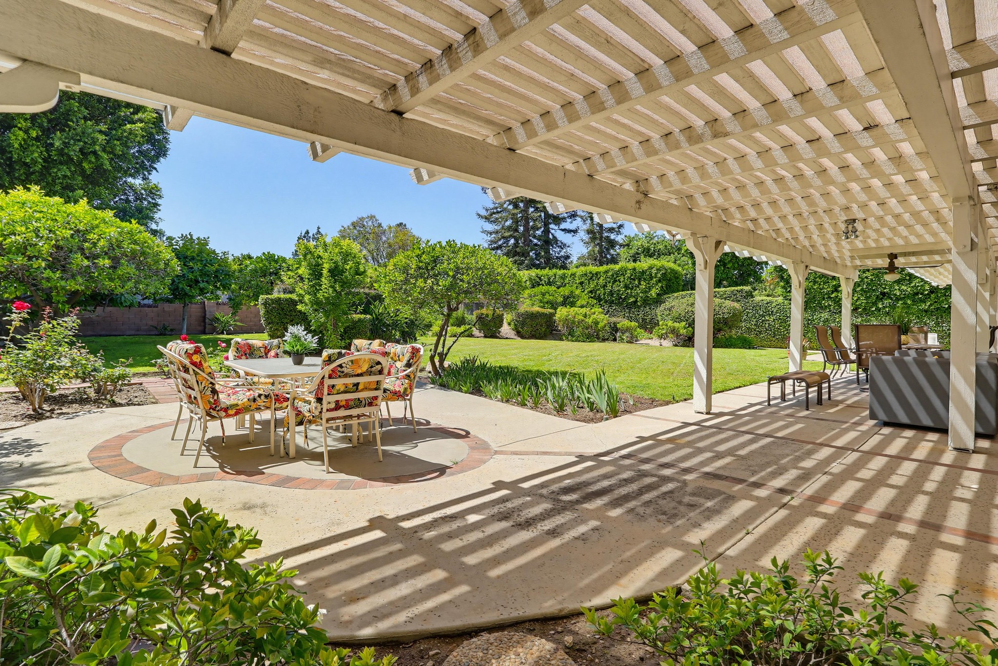 Virtual tour photo 99 of 117 for 9411 Balcom Ave
