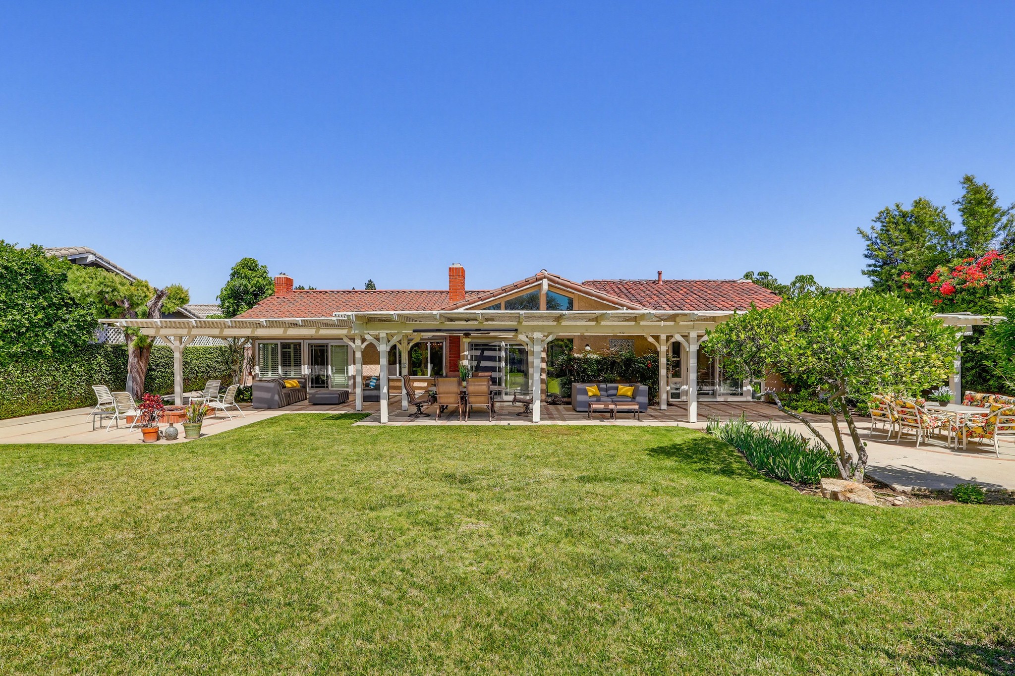 Virtual tour photo 110 of 117 for 9411 Balcom Ave