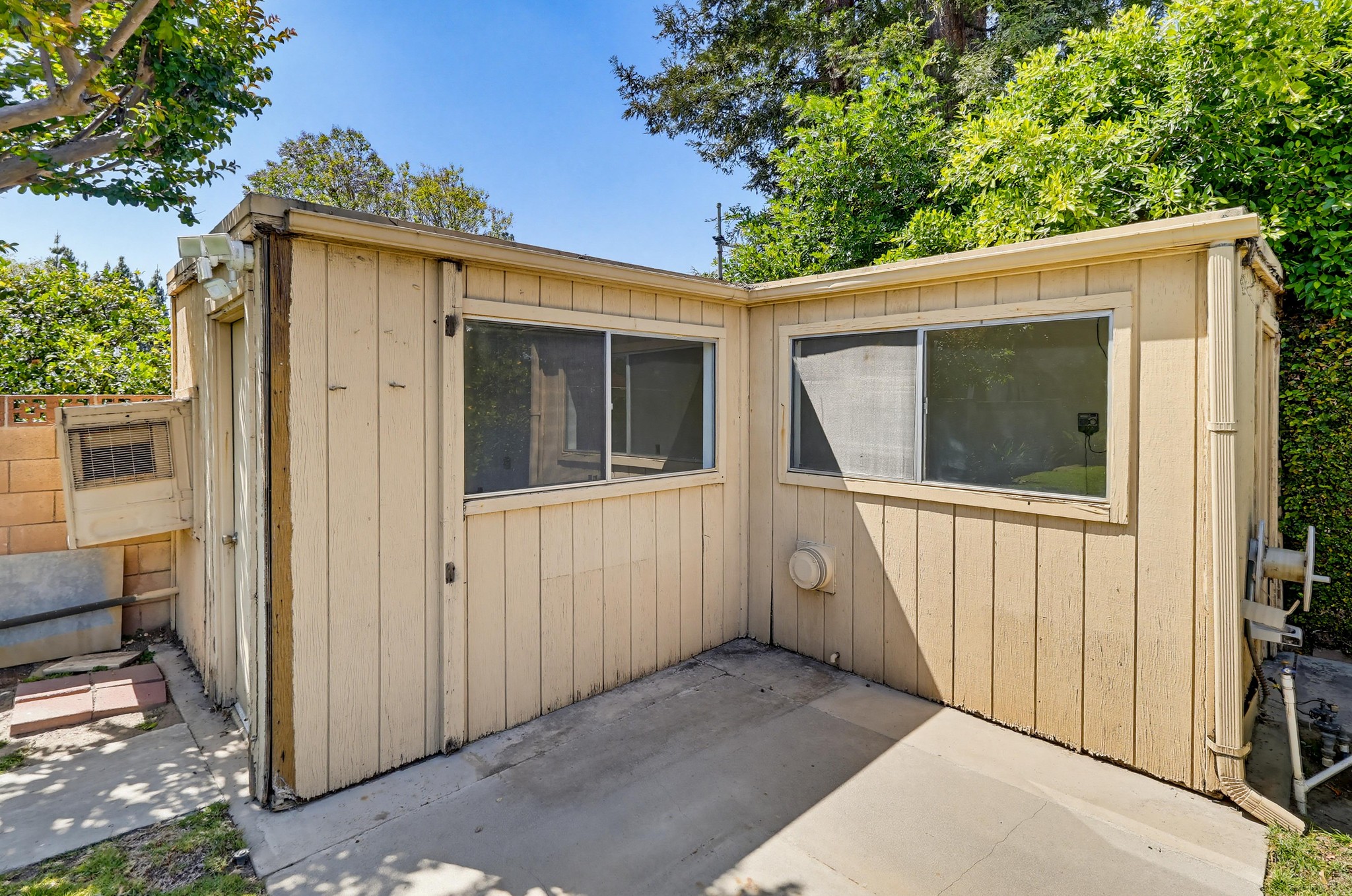 Virtual tour photo 117 of 117 for 9411 Balcom Ave