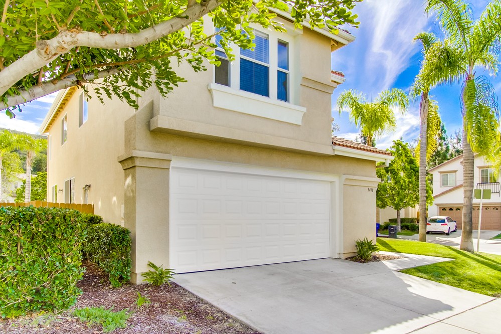 Virtual tour photo 4 of 42 for 9418 Questa Pointe