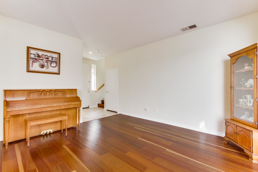 Virtual tour photo 9 of 42 for 9418 Questa Pointe