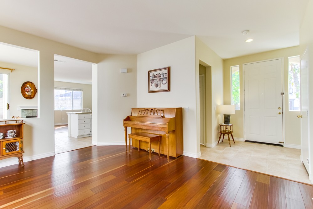 Virtual tour photo 11 of 42 for 9418 Questa Pointe