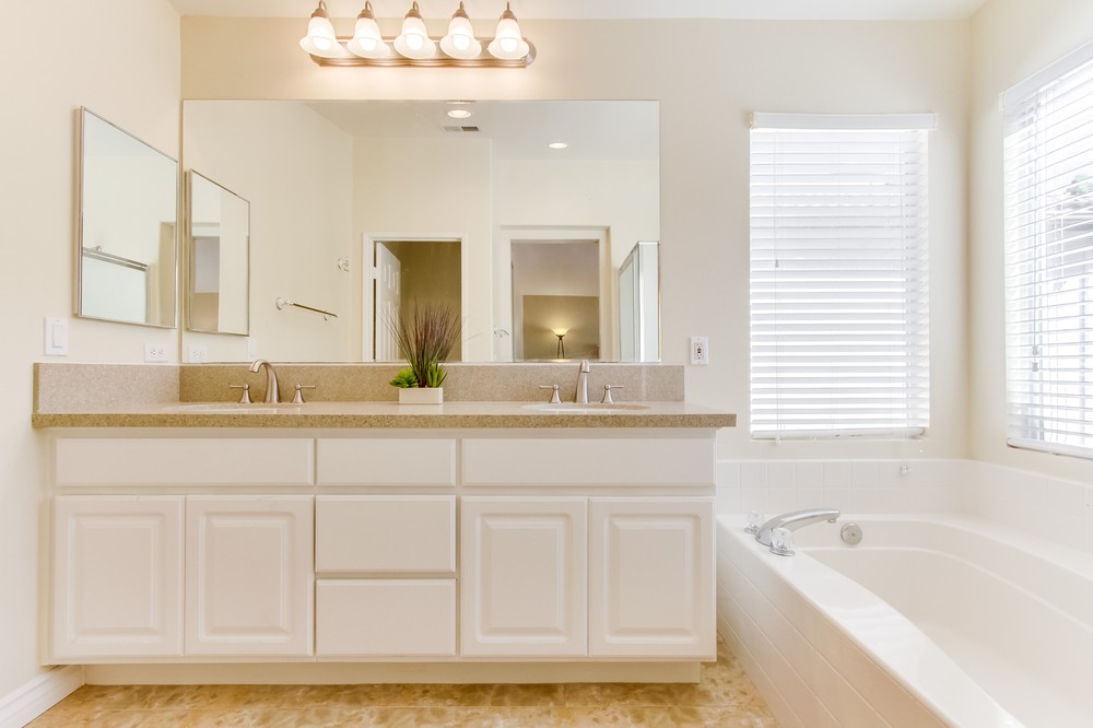 Virtual tour photo 31 of 42 for 9418 Questa Pointe