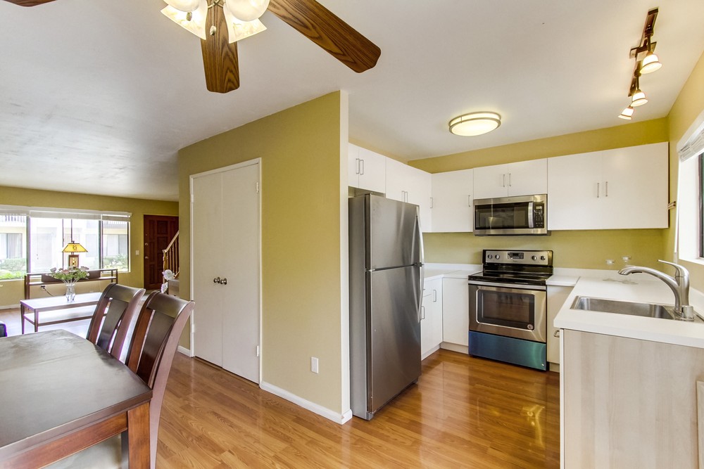 Virtual tour photo 13 of 38 for 9423 Gold Coast Dr